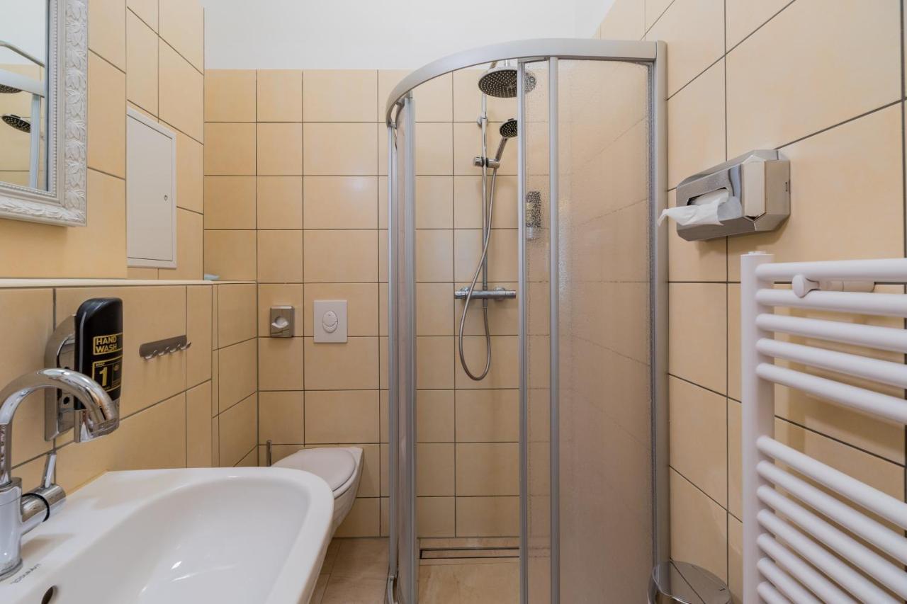 Arbio I Parlamento Rooms Near Schonhauser Allee Βερολίνο Εξωτερικό φωτογραφία